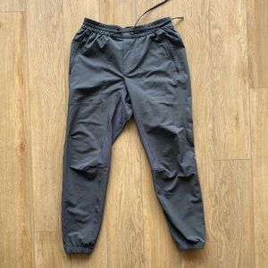 Lululemon License to Train Jogger  Mens - Graphite Grey Sz M (Gently Worn)